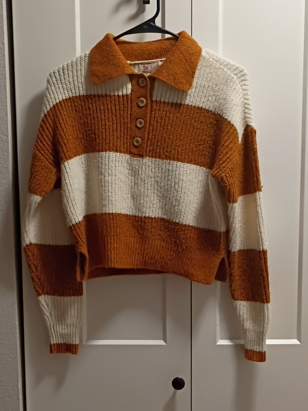 SO Striped Collared Pullover Sweater in Cream & Brown